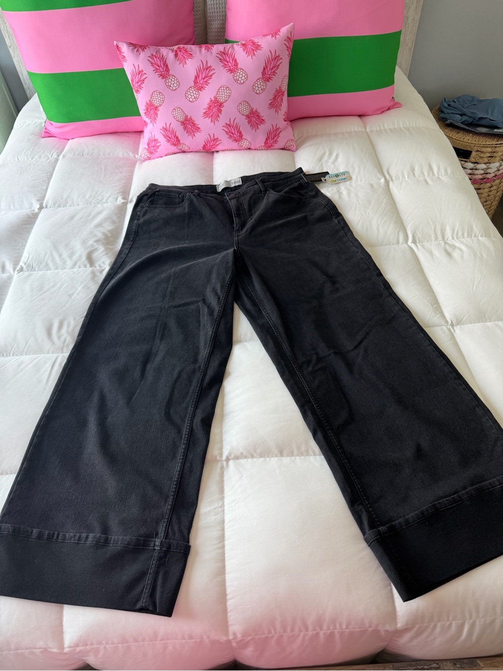 ME Jeans by Jennie Garth - Wide Leg Black Cuffed Jeans size 18W